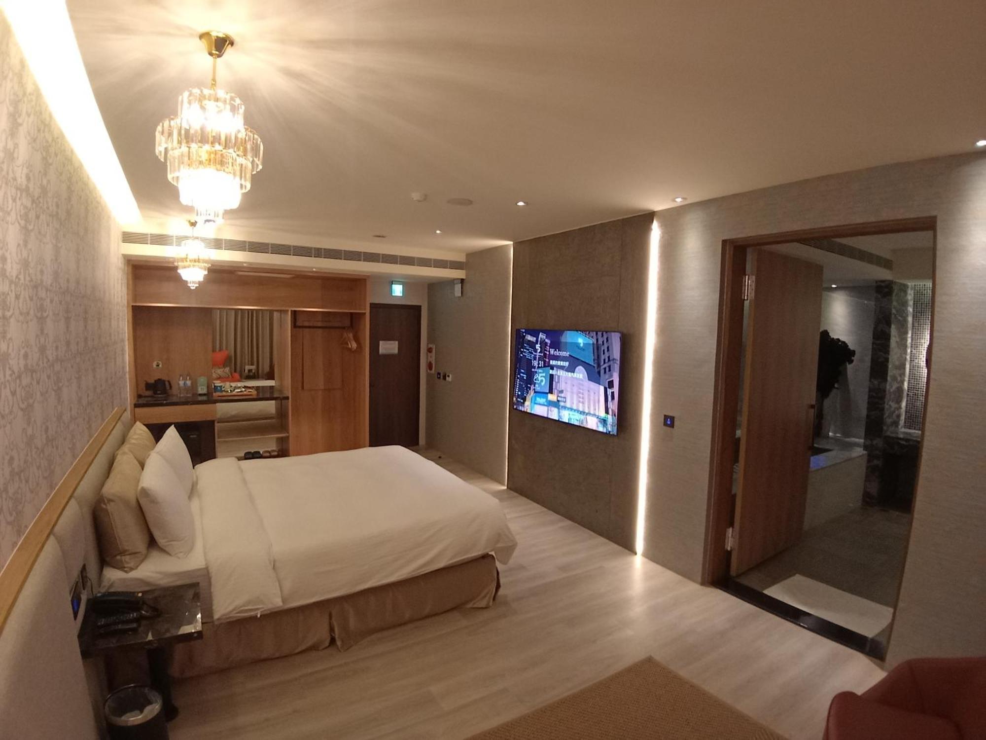 Fifth Avenue Motel Tajcshung Kültér fotó